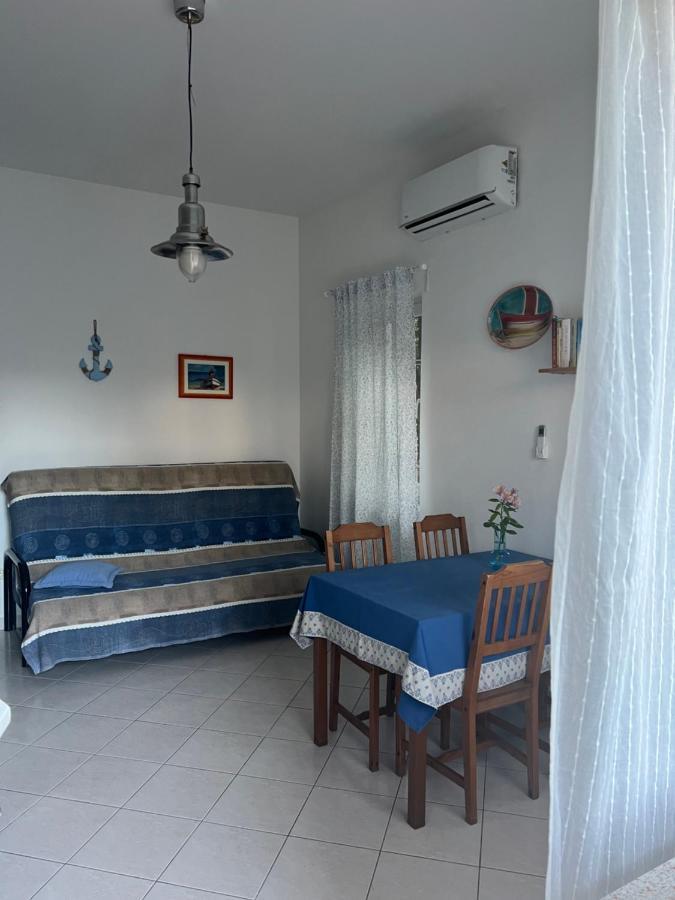 Villa Claudia Beach Apartment เปรมันตูรา ภายนอก รูปภาพ